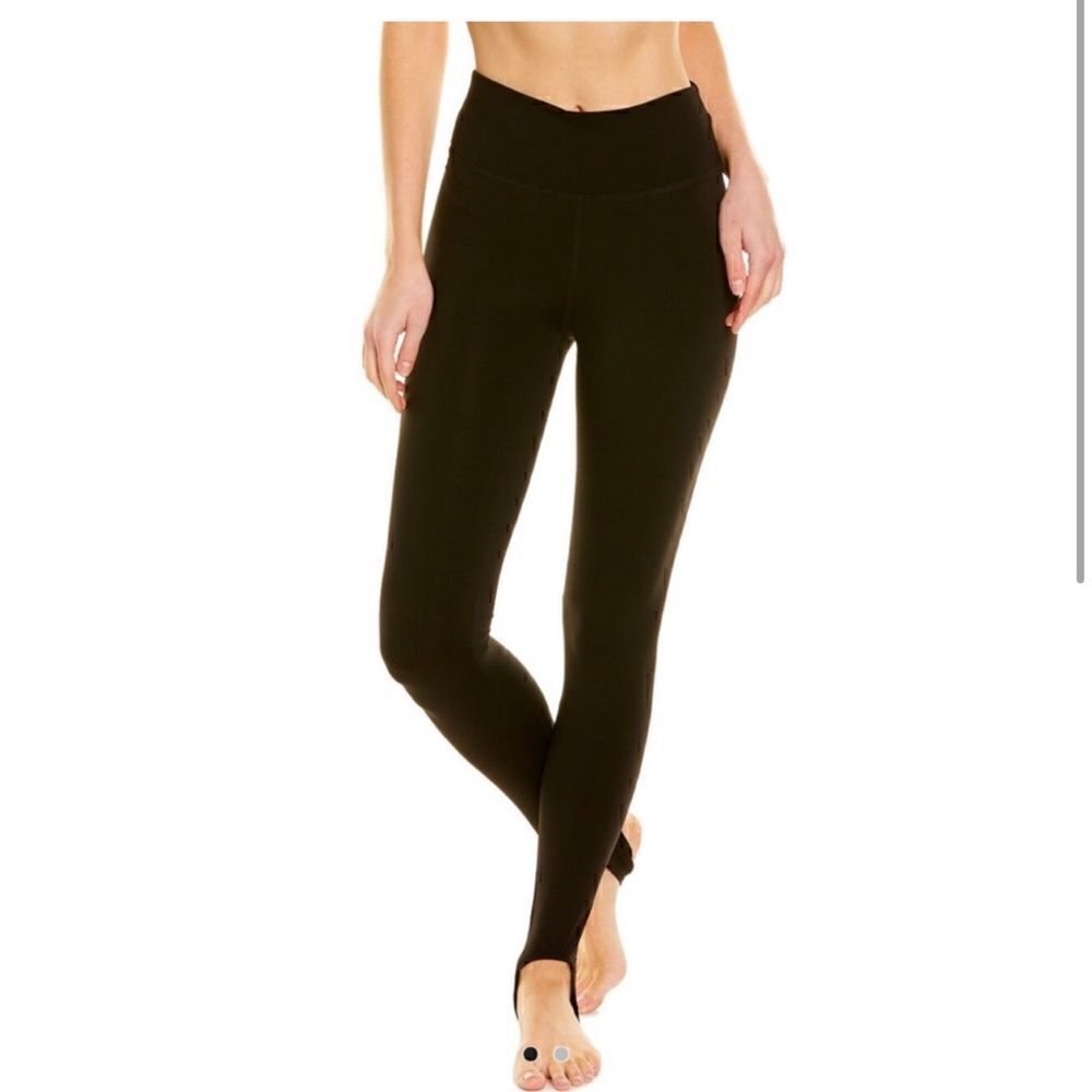 NWT Tropic of C Form Legging in Black